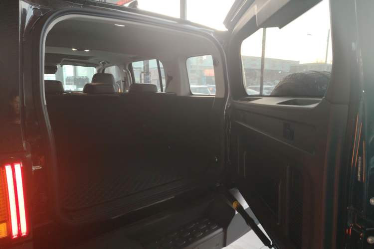 Used Tank 300 2021 City Edition 2.0T—Truly Stylish
