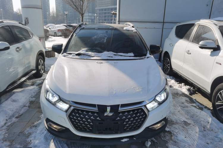 Used Luxgen U5 SUV 2017 1.6L CVT Jazz Edition
