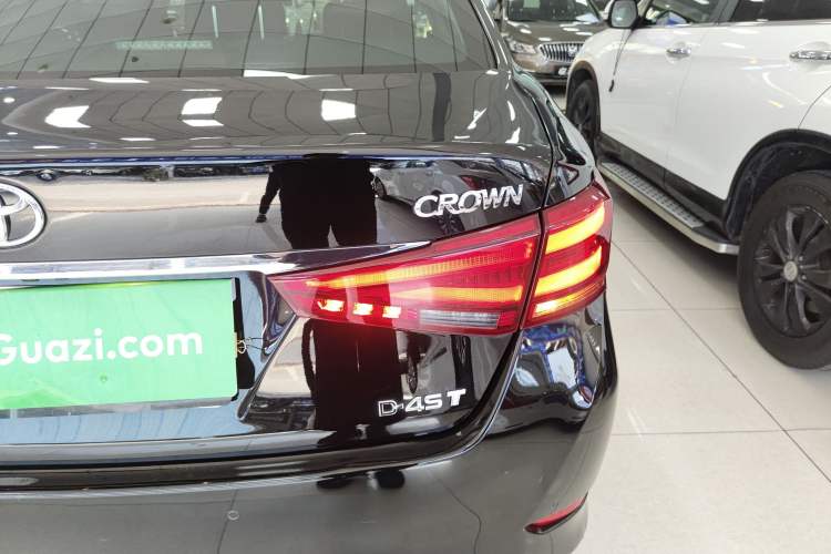 Used Toyota Crown 2018 2.0T Sport Edition
