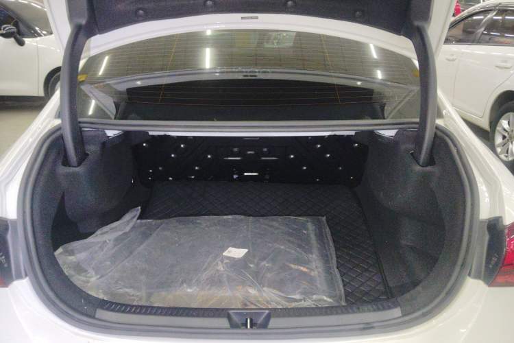 Used Mercedes-Benz A-Class 2025 A 200 L Fashion Model
