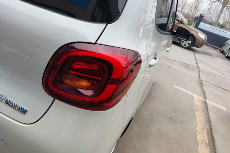 Used Wuling Hongguang MINIEV 2025 Four-Door Version Advanced Edition
