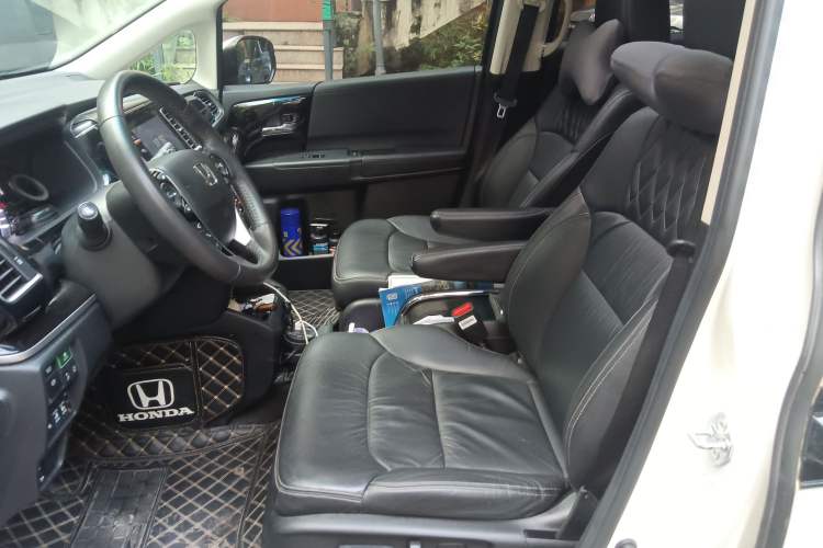 Used Honda Elysion 2019 2.0L Hybrid Luxury Edition
