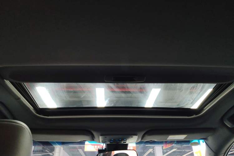 Used Toyota Avalon 2023 Dual-Engine 2.5L Luxury Edition