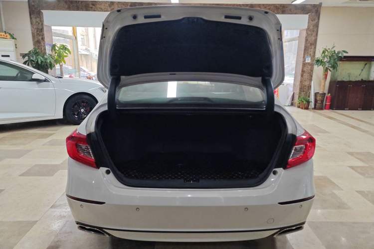 Used Honda Accord 2018 260TURBO Luxury Edition China VI
