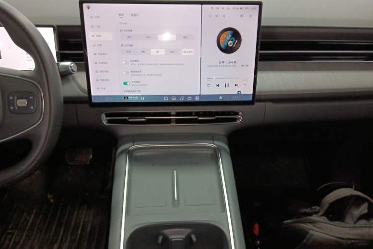 Used XPeng G6 2025 725 Ultra-Long Range Max Flagship Edition
