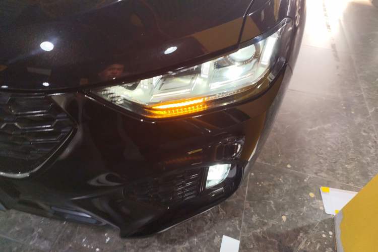 Used Wey VV5 2019 1.5T Two-Wheel Drive Smart Pioneer