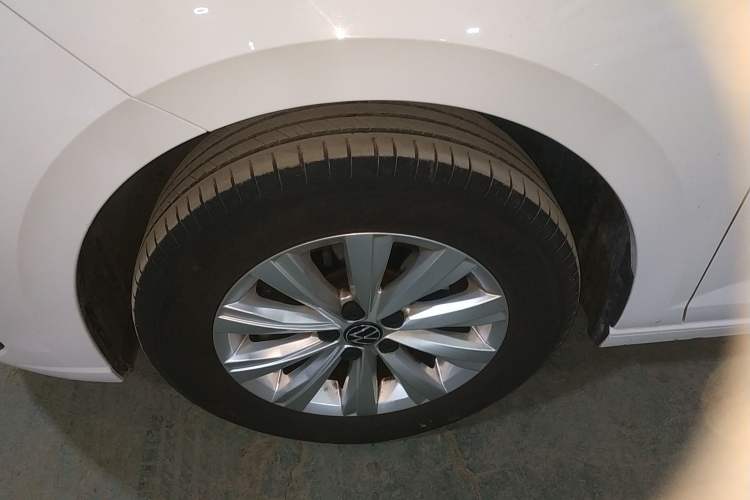 Used Volkswagen Lavida 2023 New Rui 1.5L Automatic New Yi Edition