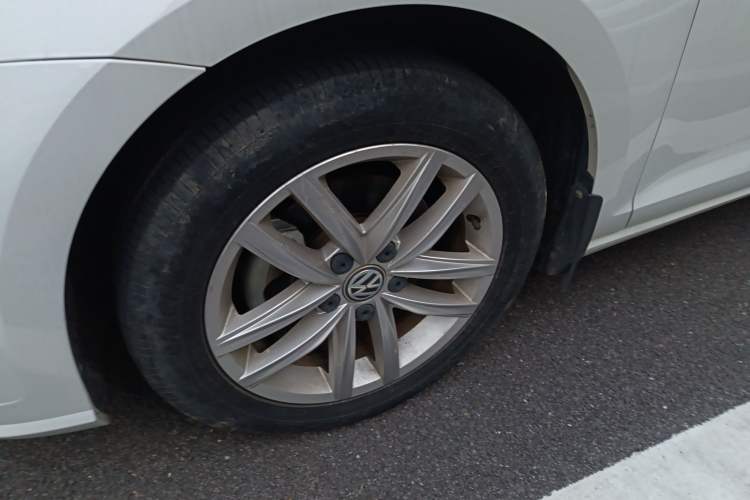 Used Volkswagen Golf 2019 280TSI DSG Comfort Version China VI Standard
