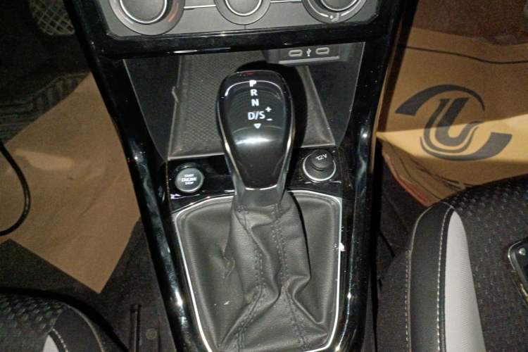 Used Volkswagen Tacqua 2023 200TSI DSG Joy-Connect Edition
