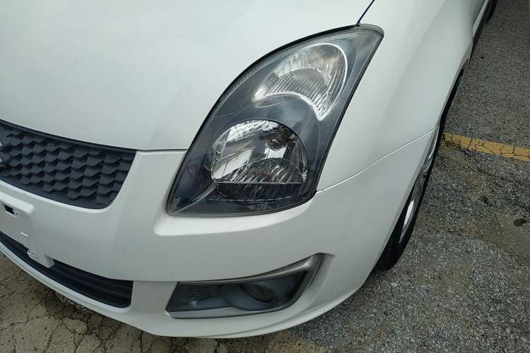 Used Suzuki Swift 2016 1.5L Manual Fashion Model
