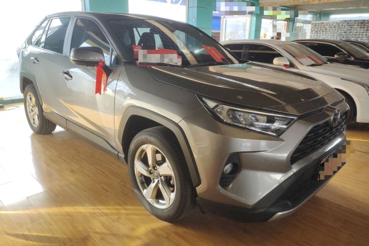 Used Toyota RAV4 2022 2.0L CVT Two-Wheel Drive Fashion Plus Edition
