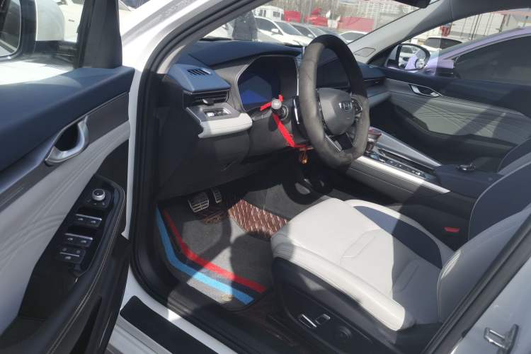 Used Geely Auto Preface 2023 2.0TD Prestige Version