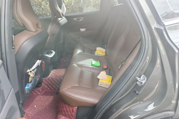 Used Volvo XC60 2022 B5 4x4 Smart Luxury Edition