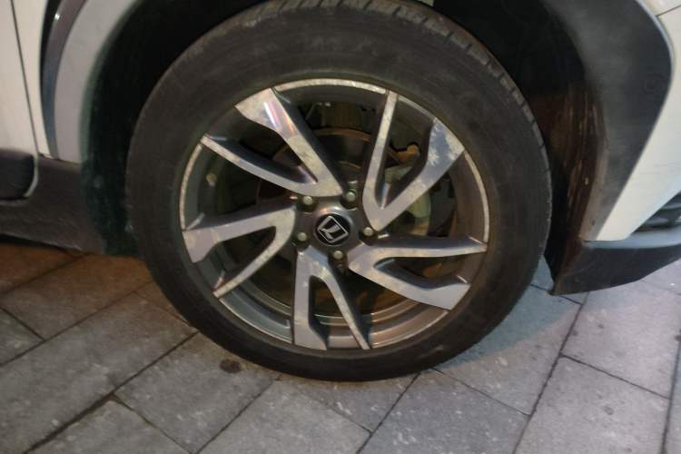 Used Luxgen U5 SUV 2017 1.6L CVT Jazz Edition
