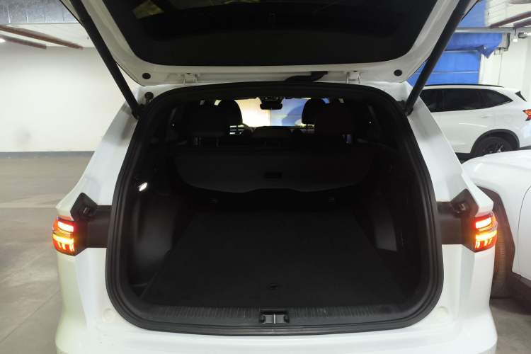 Used Geely Auto Monjaro L 2021 2.0TD DCT EVO Two-Wheel Drive Smart Luxury Version
