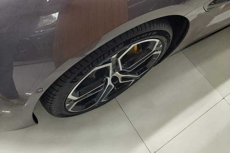 Used  SU7 2024 Four-Wheel Drive Ultra-Long Range Advanced Intelligent Driving Max Edition