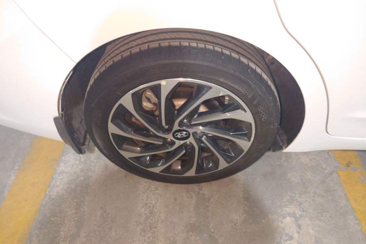 Used Hyundai Elantra 2019 1.4T Dual-Clutch Xuan Dong · Dynamic Model
