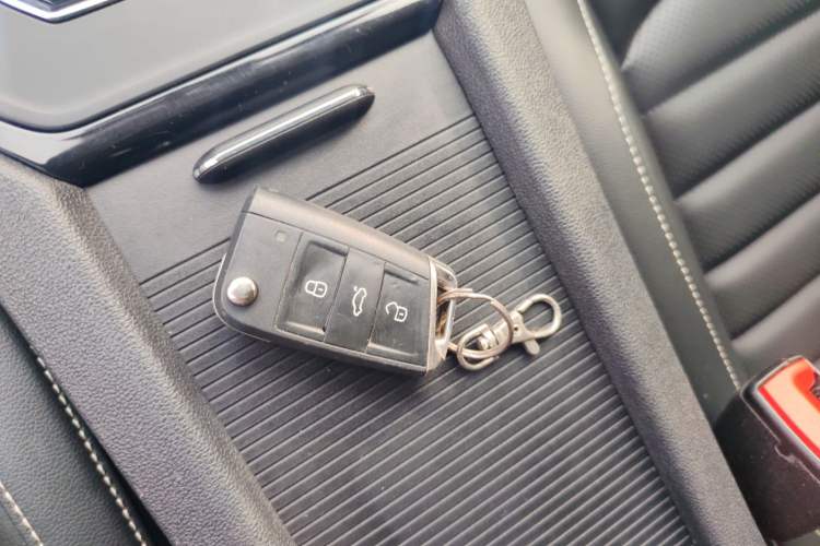 Used Volkswagen Lamando 2021 280TSI DSG Comfort Edition