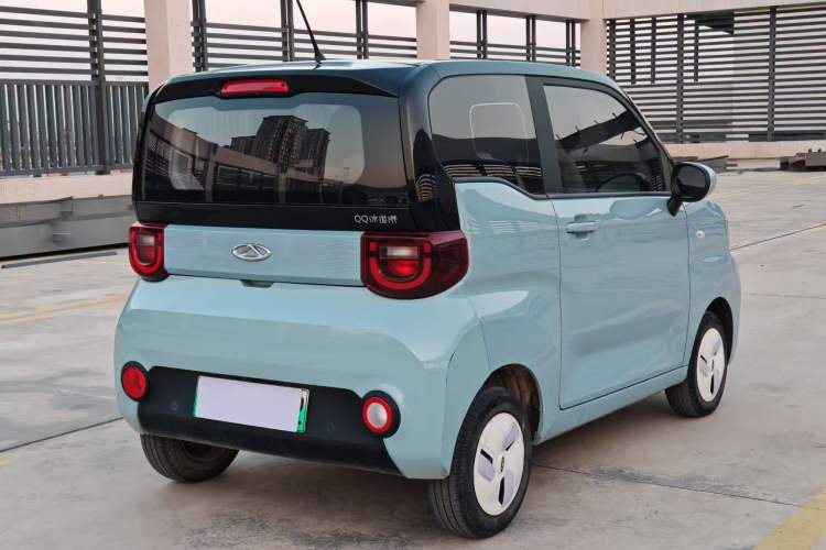 Used Chery QQ Ice Cream 2022 170km Sundae Phosphate Lithium-Ion
