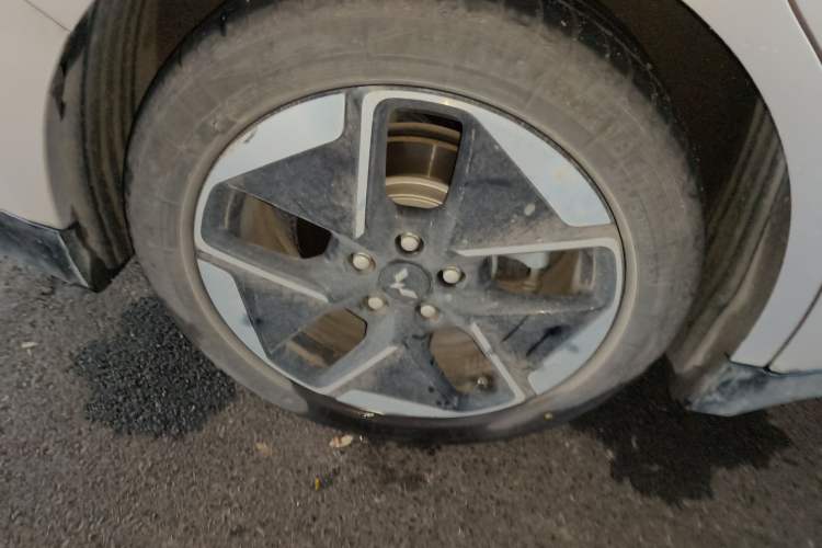 Used Wuling Xingguang 2024 Co-Creation Edition 510 Advanced Model
