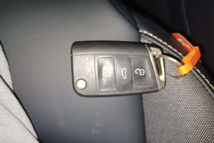 Used Volkswagen Tharu 2023 300TSI Two-Wheel-Drive Full Moon Edition
