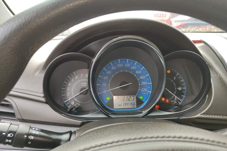 Used Toyota YARiS L 2015 1.5E Automatic Charm Edition