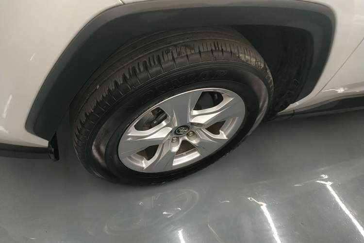 Used Toyota RAV4 2023 2.0L CVT Two-Wheel Drive Urban Edition
