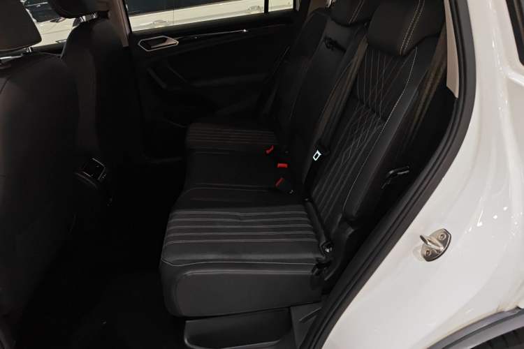 Used Volkswagen Tiguan L 2023 330TSI Automatic Two-Wheel Drive Comfort Edition
