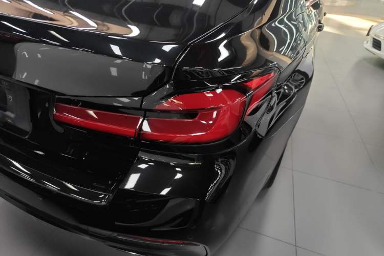 Used BMW 5 Series 2022 525Li M Sport Package