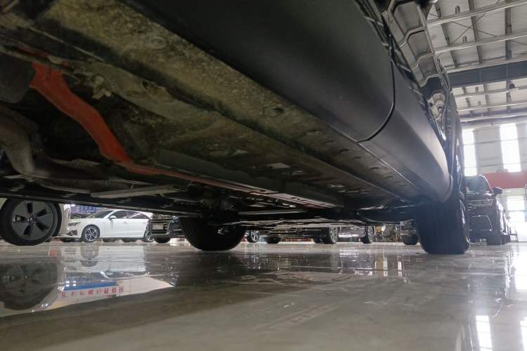 Used Toyota FRONTLANDER 2023 2.0L Smart Electric Hybrid Dual-Engine Deluxe Version
