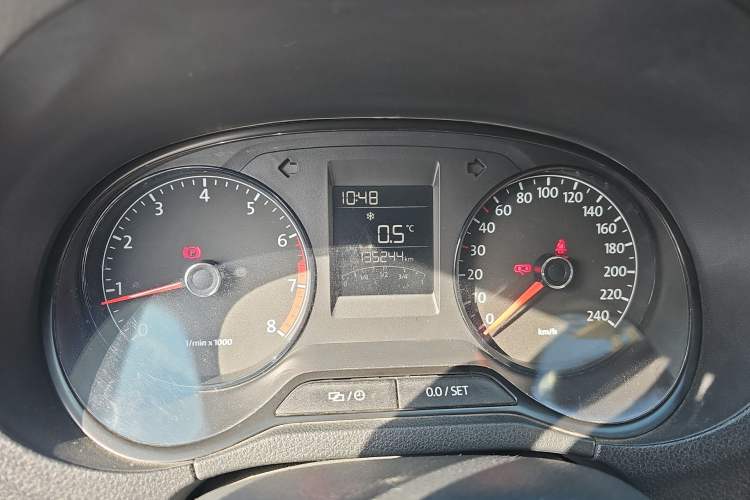 Used Volkswagen Polo 2014 1.4L Manual Fashion Edition