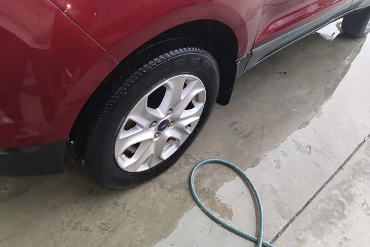 Used Ford EcoSport 2013 1.5L Automatic Fashion Model