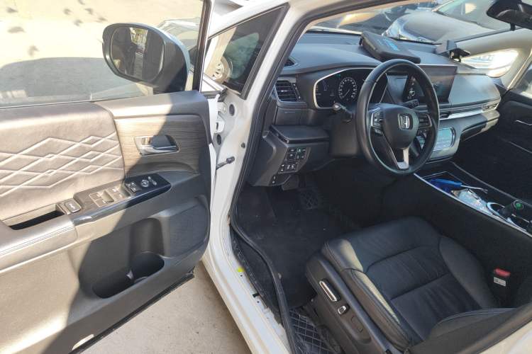 Used Honda Elysion 2022 2.0L eHEV Luxury Edition