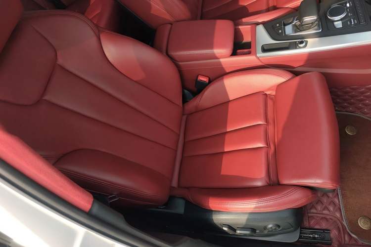 Used Audi A4L 2018 30th Anniversary Edition 40 TFSI Sport Edition