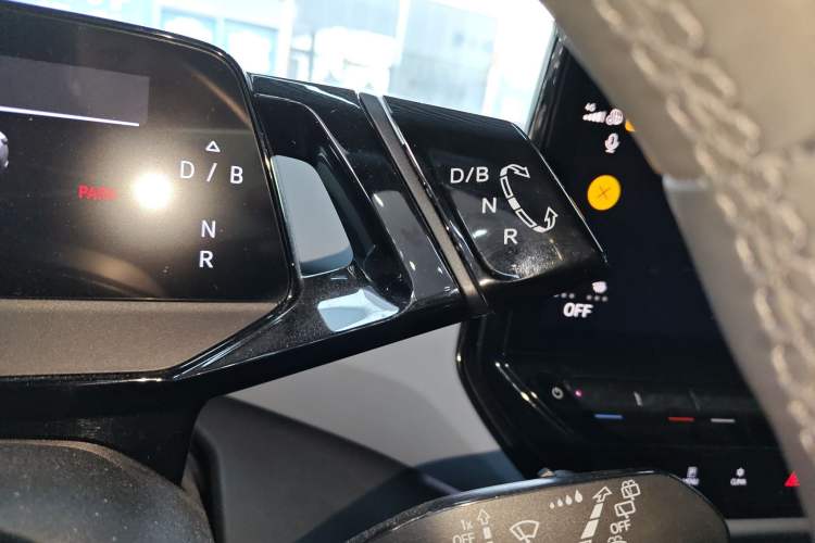 Used Volkswagen ID.4 X 2024 Pure & Smart Edition