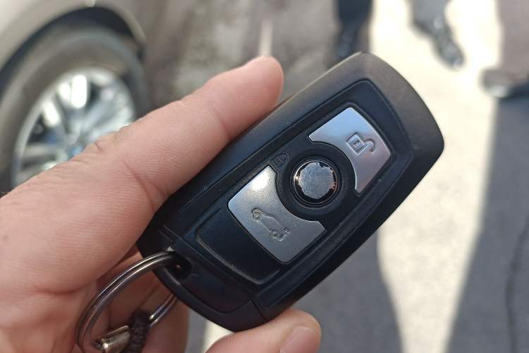 Used BMW 3 Series 2015 320Li Luxury Edition Fashion Model
