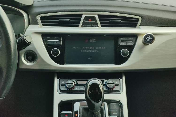 Used Geely Auto Emgrand X7 Sport 2018 1.8TD Automatic Two-Wheel Drive Smart 4G Connected Version