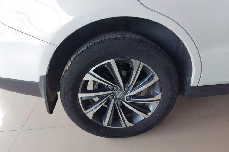 Used Geely Auto Vision X6 2020 1.4T CVT Luxury Edition
