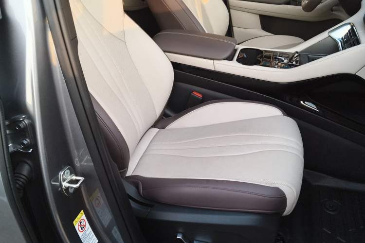 Used BYD Song PLUS New Energy 2025 DM-i 112KM Prestige Model