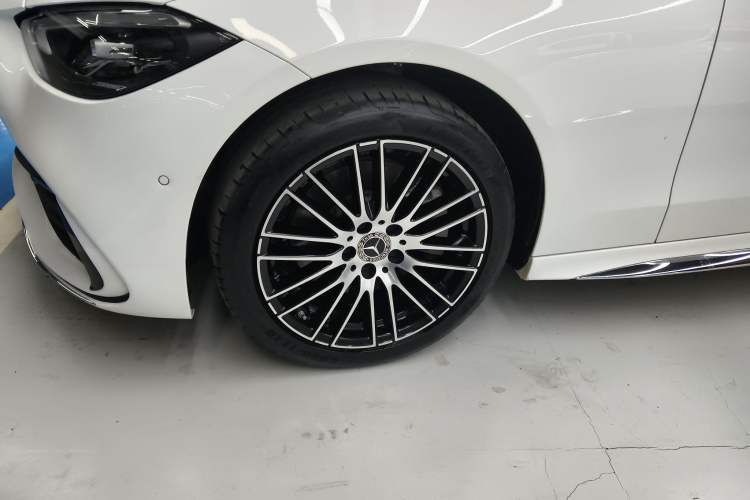 Used Mercedes-Benz C-Class 2023 Second Facelift C 260 L Sport Edition
