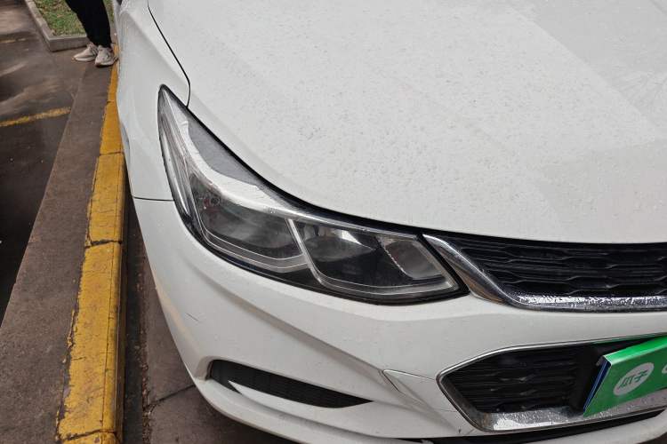 Used Chevrolet Cruze 2018 320 Automatic Pioneer Sunroof Edition