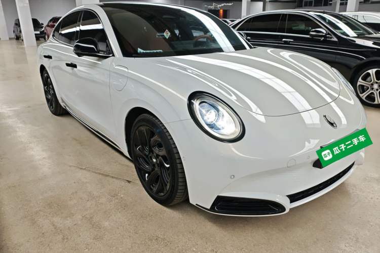 Used ORA Lightning Cat 2022 555 km Luxury Edition