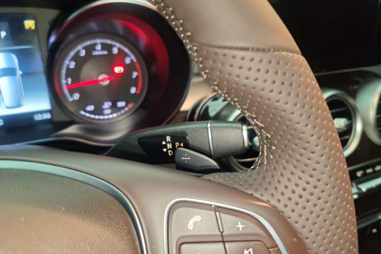 Used Mercedes-Benz GLC 2019 Facelift GLC 260 L 4MATIC Luxury Model
