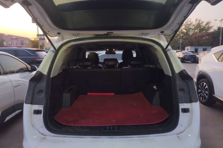 Used Jetour X90 PLUS 2023 1.6TD DCT Flat-Platform + 5 Seats
