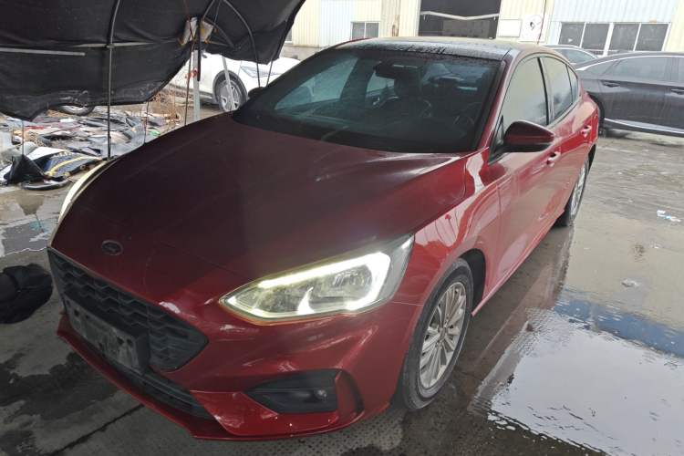 Used Ford Focus 2020 Sedan EcoBoost 180 Automatic Trend Edition