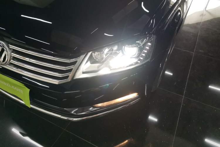 Used Volkswagen Magotan 2015 Facelift 1.8TSI Luxury Model
