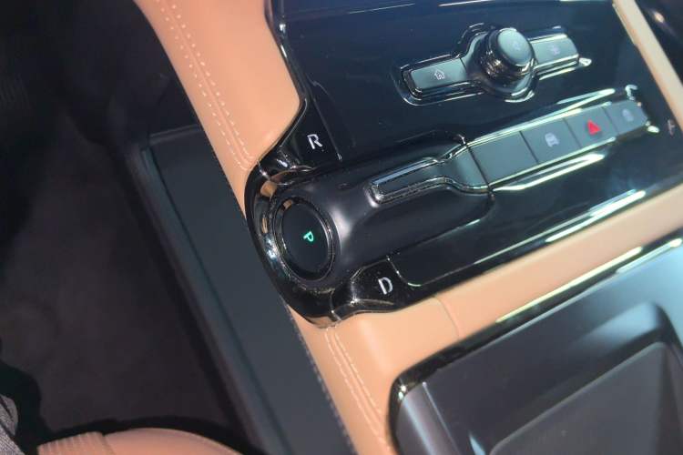 Used Nio ES8 2020 415 km Signature Edition 6-Seater Version
