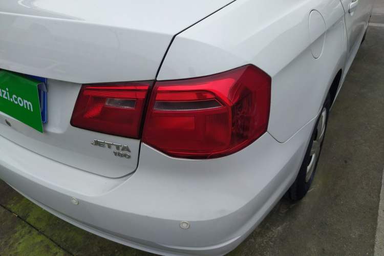 Used Volkswagen Jetta 2015 Value Edition 1.6L Automatic Fashion Version
