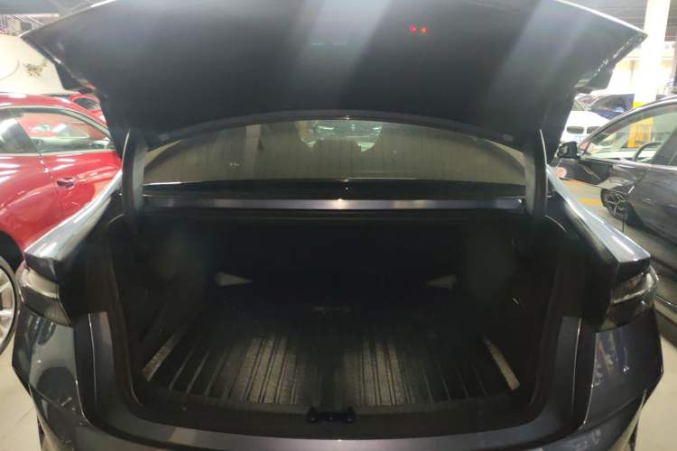 Used BYD Seal 2022 700 km Long-Range Rear-Wheel-Drive Version
