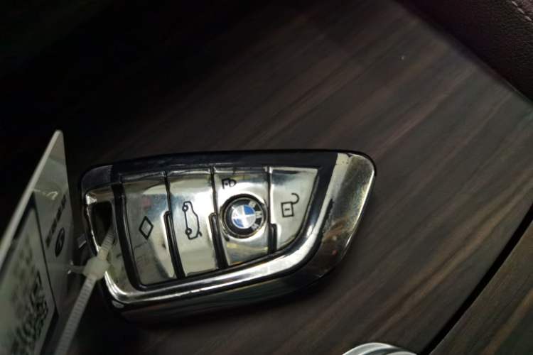 Used BMW 5 Series 2019 530Li Leading Model Luxury Package
